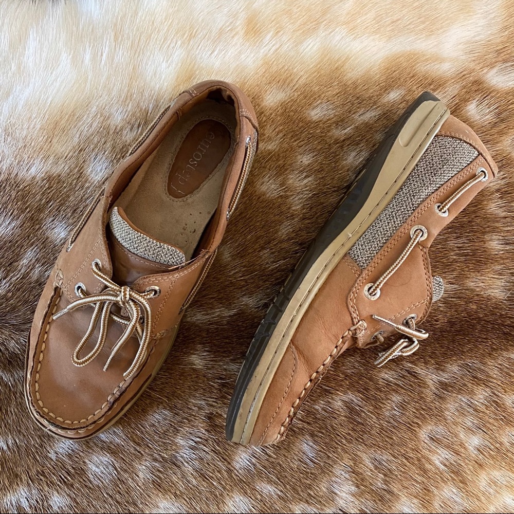 NATURALIZER EUROSTEP On Deck Leather Boat Shoes